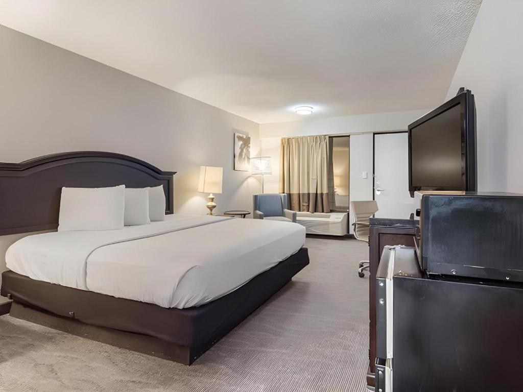 Rodeway Inn 兰伯顿 外观 照片